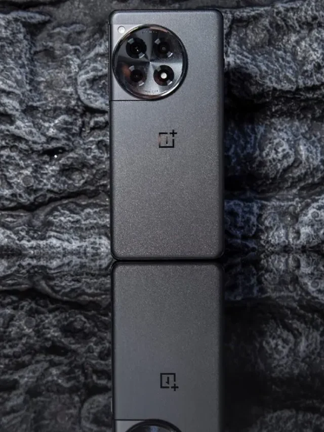 OnePlus के 24GB रैम वाले 5G फोन पर चल रहा है, धमाका समर सेल